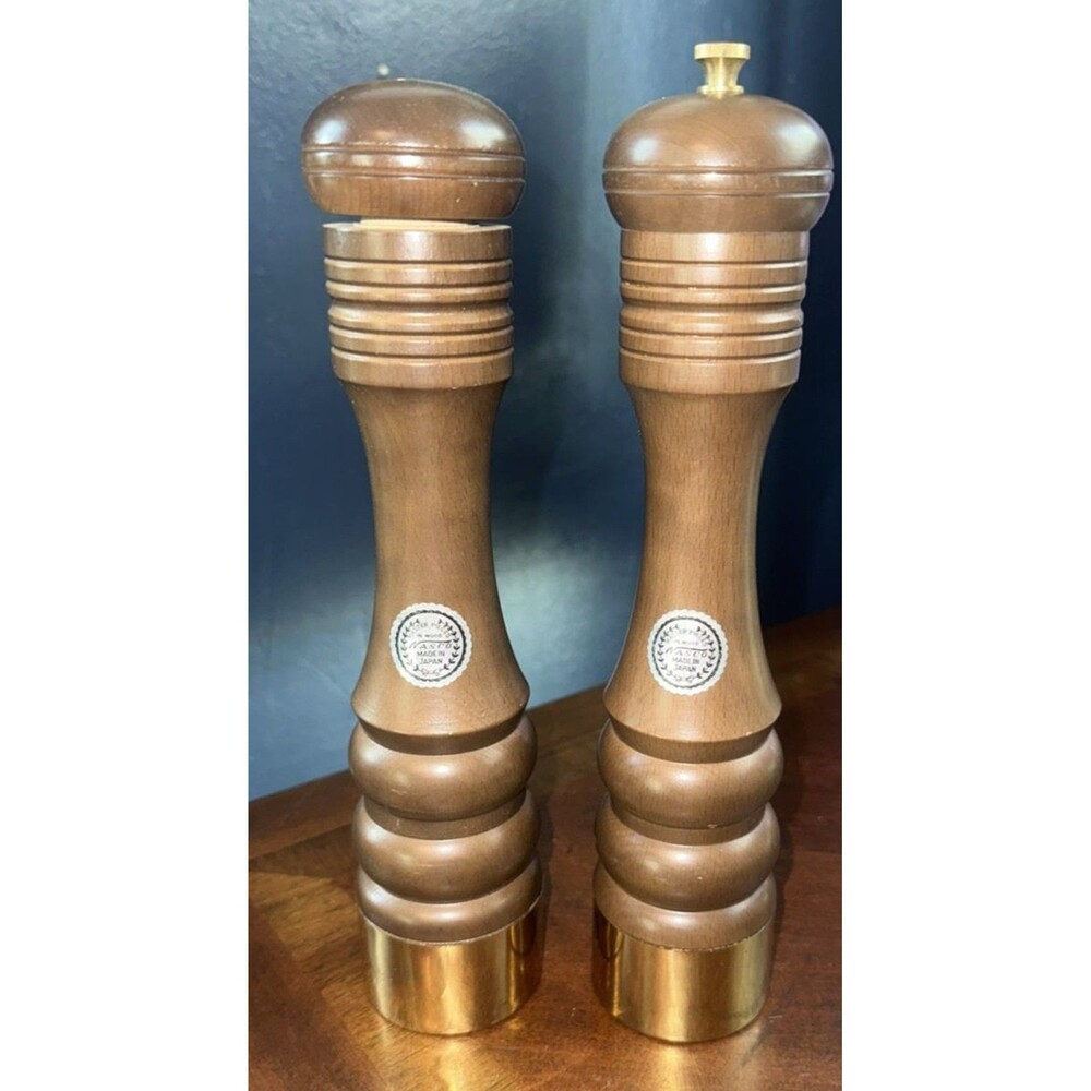 Vintage Nasco Masterpieces in Wood Salt Shaker Pepper Grinder 10" Set Japan